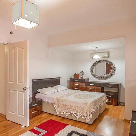 Huge 3Br Villa With A Beautiful Garden At Ortakent * Bodrum