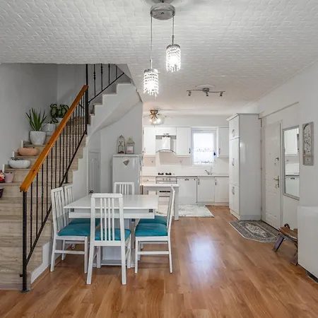 Huge 3Br Villa With A Beautiful Garden At Ortakent 빌라 *