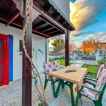 Huge 3Br Villa With A Beautiful Garden At Ortakent Villa