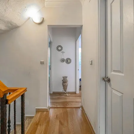 Villa Huge 3Br Villa With A Beautiful Garden At Ortakent
